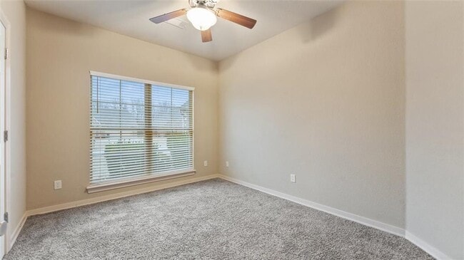 Building Photo - 3443 W Earnhardt Dr