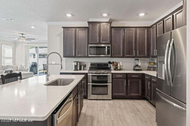 Building Photo - 331 Millerstone Dr