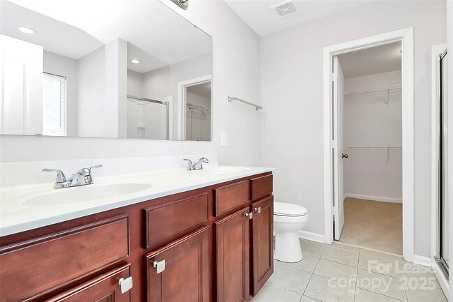 Building Photo - 3808 Herkimer Dr