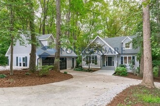 Building Photo - Single Family | One-acre lot in Powell Far...
