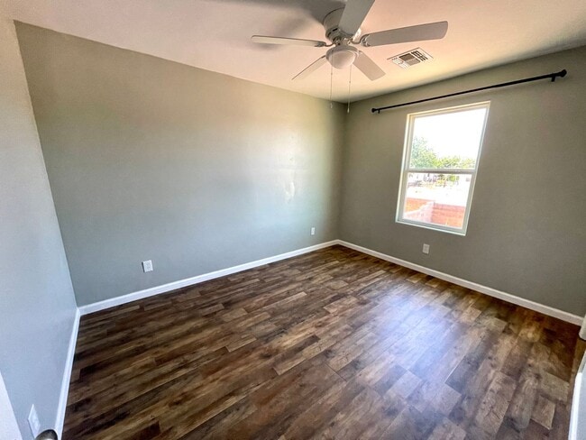 Building Photo - Beautiful 2020 Built- 4 Bedroom Home with 2 Car Garage!