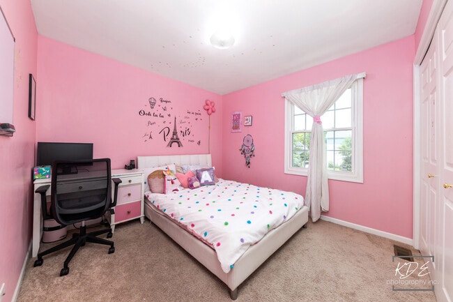 Building Photo - 3730 Baybrook Dr