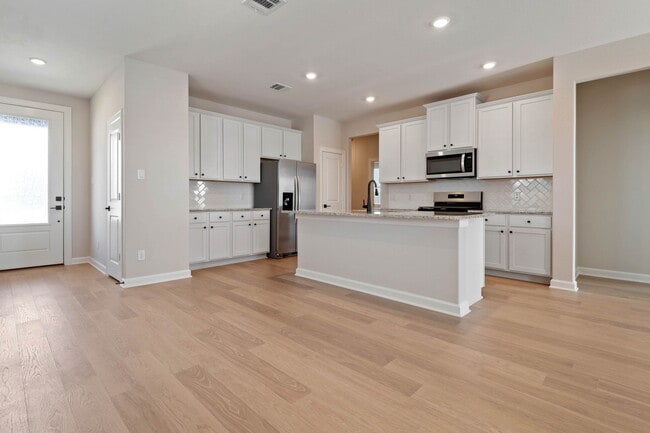 Building Photo - 1035 Rosewood Trl