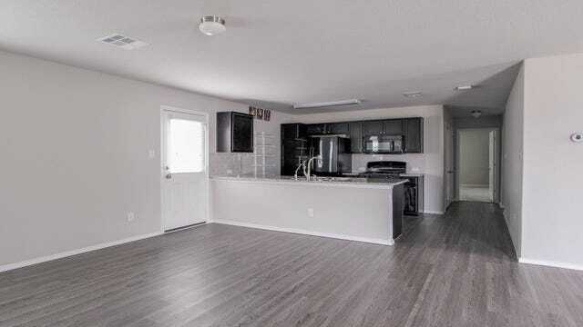 Building Photo - 11314 Babcock Bnd