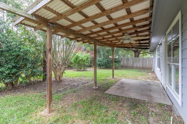 Building Photo - 4931 Tealgate Dr