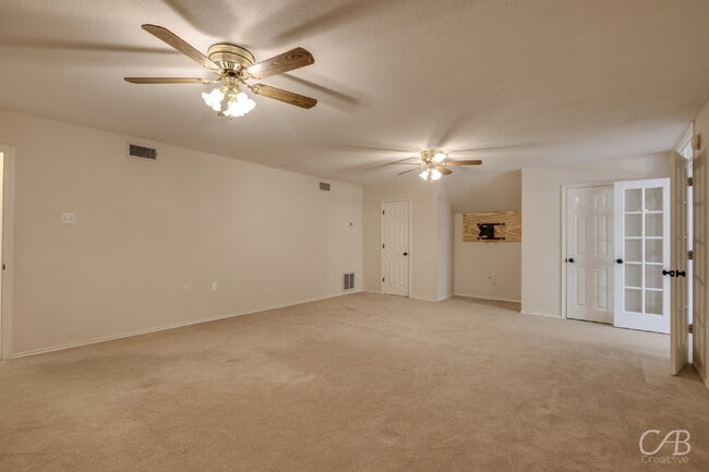 Building Photo - For Lease