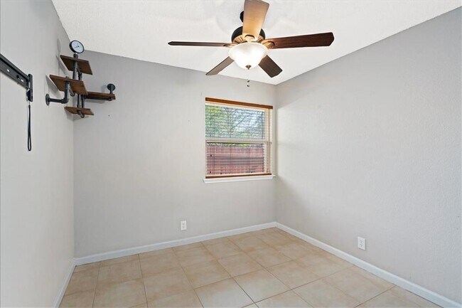 Building Photo - 1503 Mason Creek Blvd