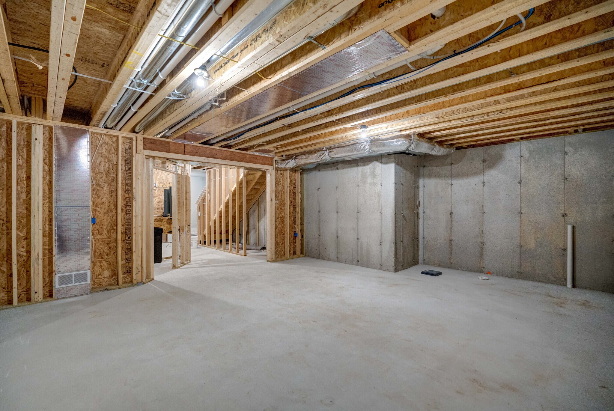 Building Photo - 291 N Bergamont Blvd