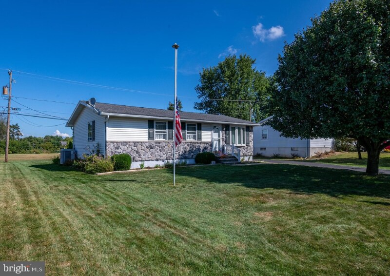 Primary Photo - 29 Maywood Ave