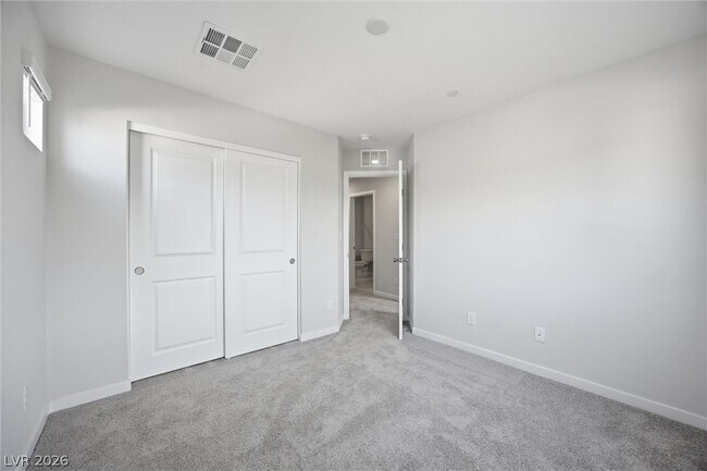 Building Photo - 872 Angwin Ln