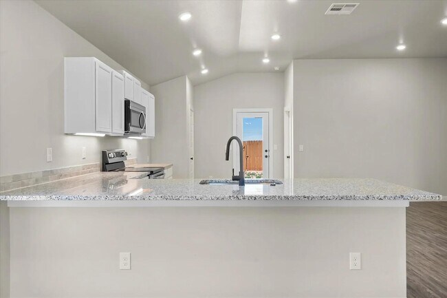 Building Photo - 3516 Turner Ave