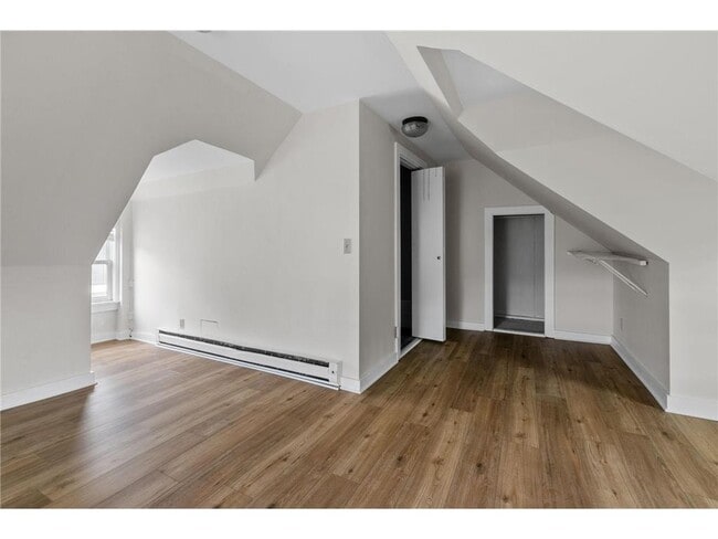 Building Photo - 2610 Dupont Ave S