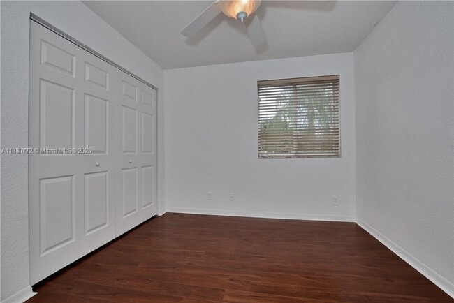 Building Photo - 2470 Cordoba Bend