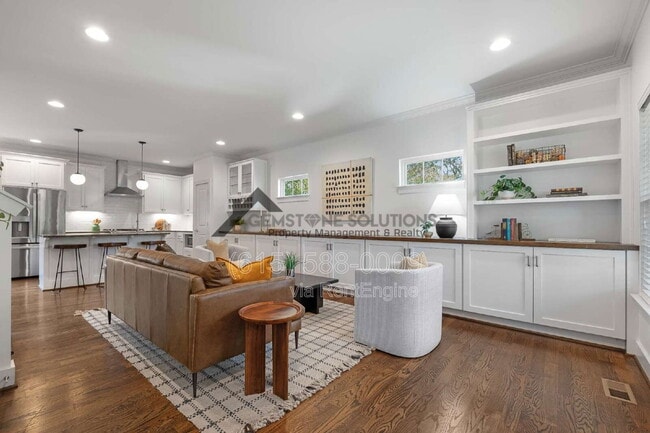 Building Photo - 505C Lovell St