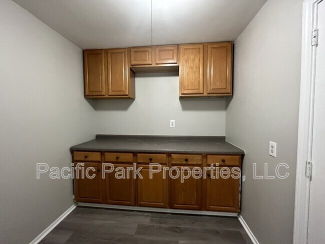 Building Photo - 8120 Gilmore Rd