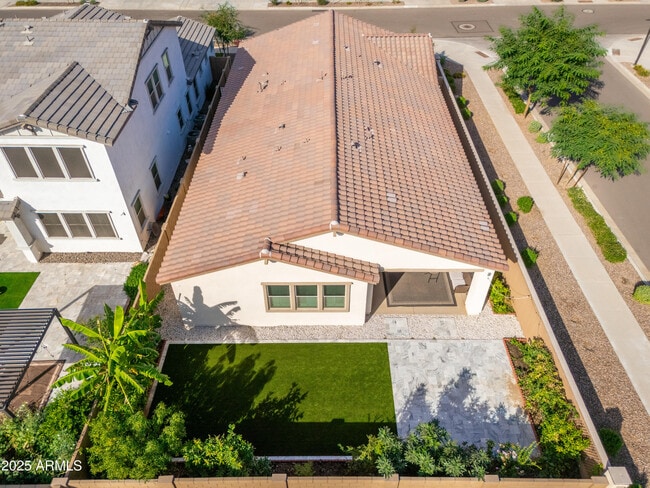 Building Photo - 21357 E Macaw Dr