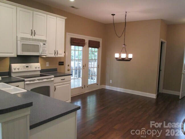 Building Photo - 9513 Wilson Hall Dr