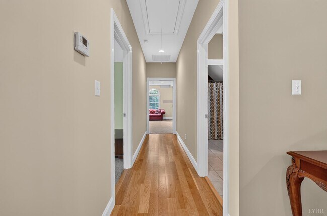 Building Photo - 237 Golf Course Trail