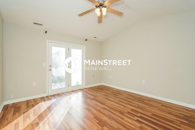 Building Photo - 3 Bedroom Pet-Friendly Home in Avon, IN with Main Street Renewal