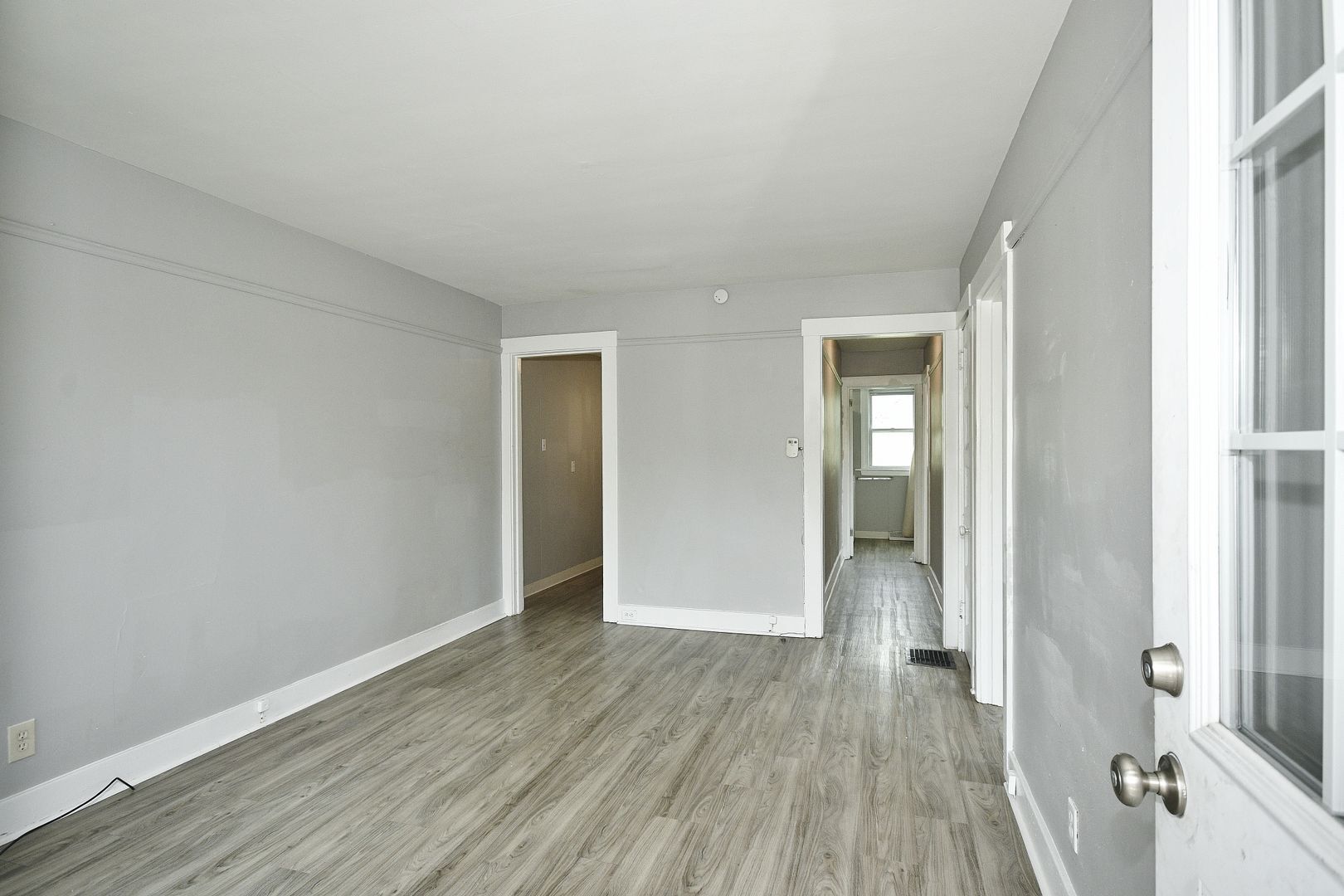 Building Photo - 1037 N 6th St