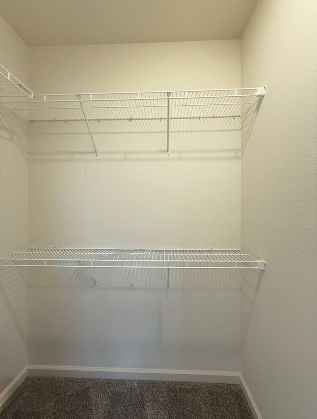 Building Photo - South Side...Newer 3 Bedroom 2 Bath House