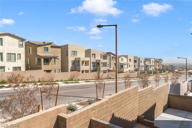 Building Photo - 11676 Golden Oriole Ave