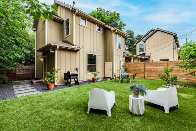 Building Photo - 1606 Morgan Ln