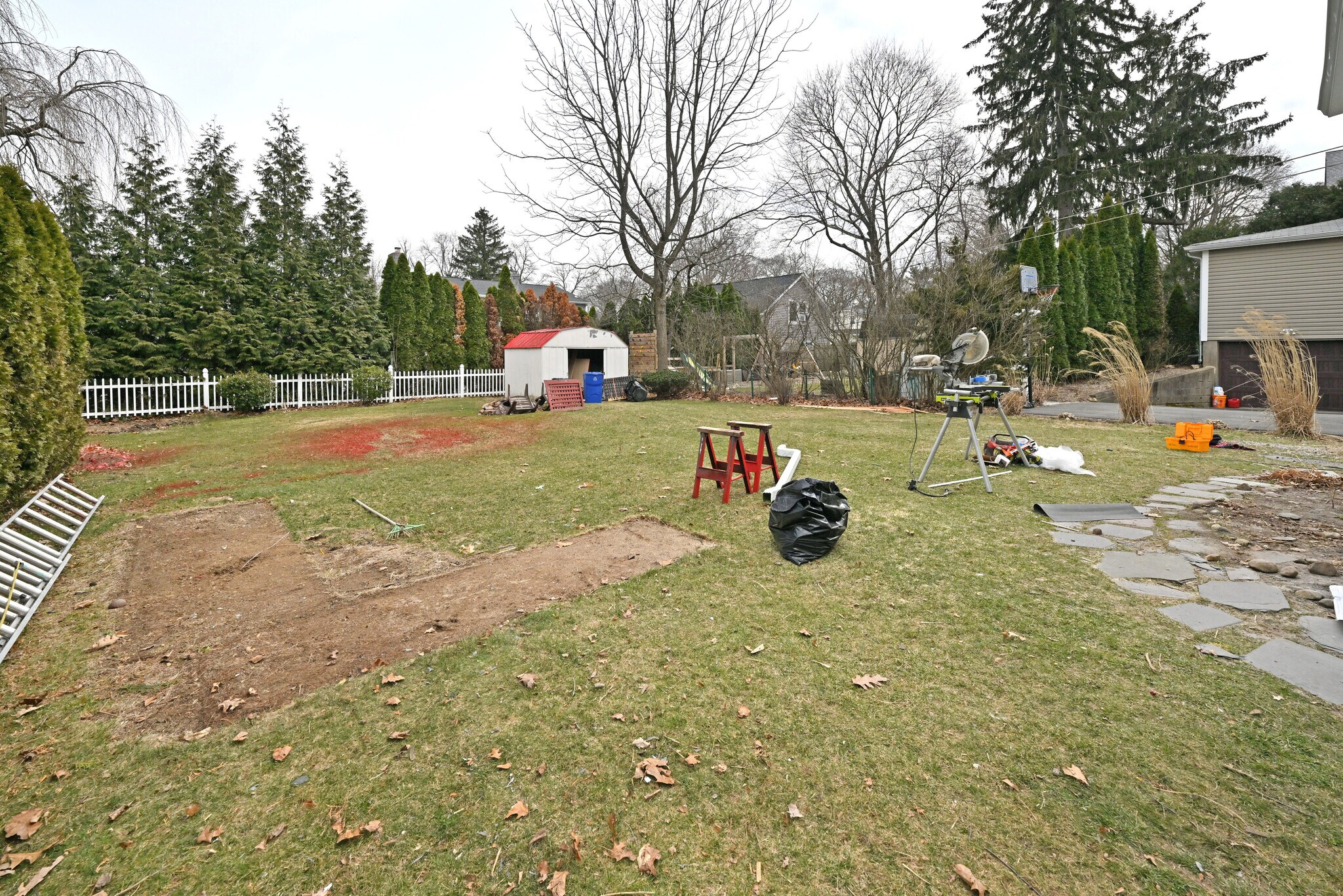 Building Photo - 264 Morse Ave