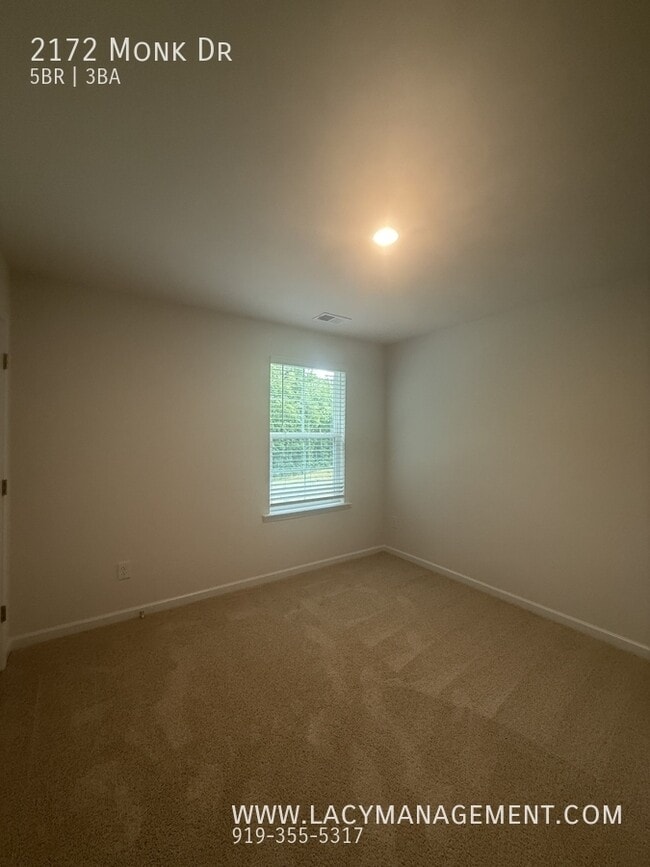 Building Photo - 2172 Monk Dr