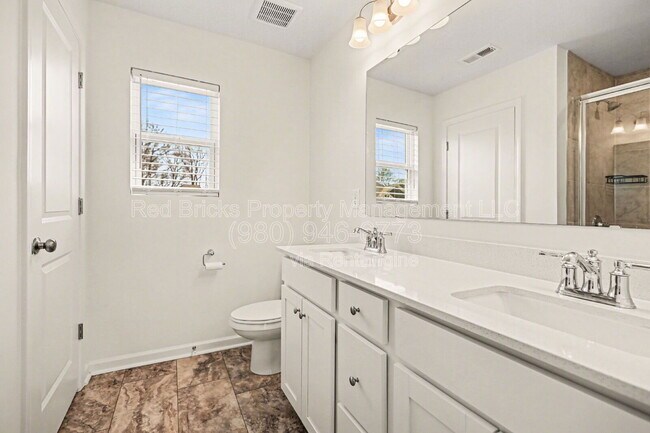 Building Photo - 5052 Falstone Dr