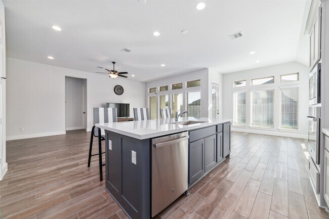 Building Photo - 19035 Dappled Mare Cir