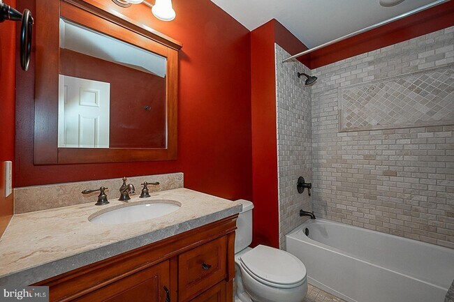 Building Photo - 757 Whitetail Cir