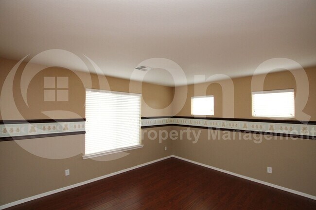 Building Photo - 2920 W Angel Way
