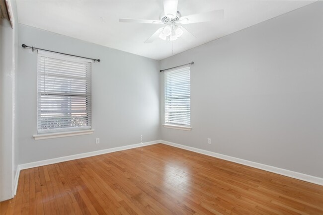 Building Photo - 2625 San Medina Ave