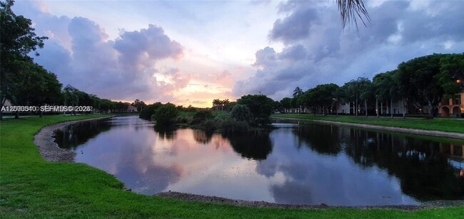 Building Photo - 2496 Centergate Dr