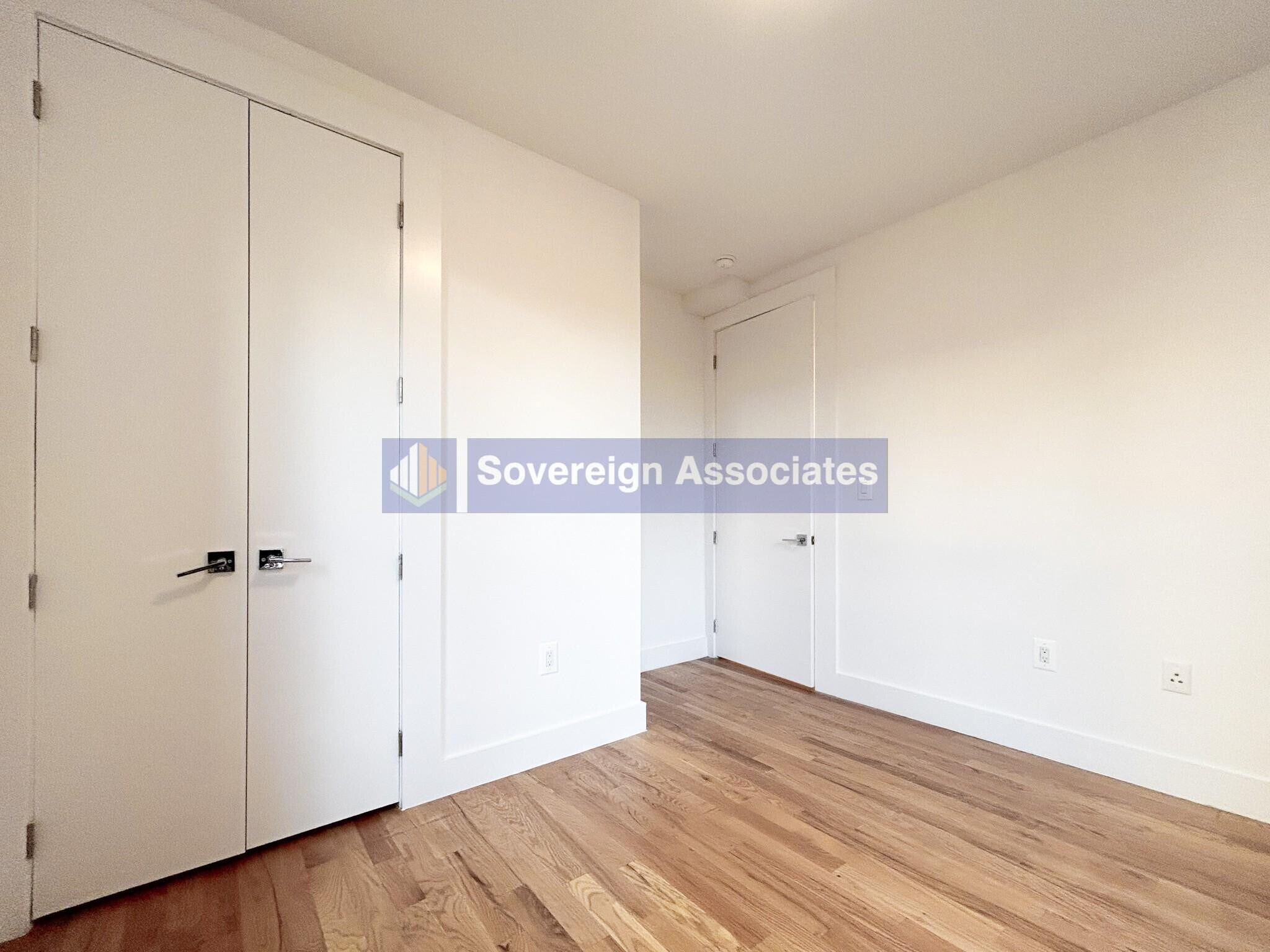 Building Photo - 605 W 137th St