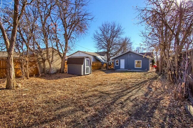 Building Photo - 2 Bedroom 1 Bath in Denver