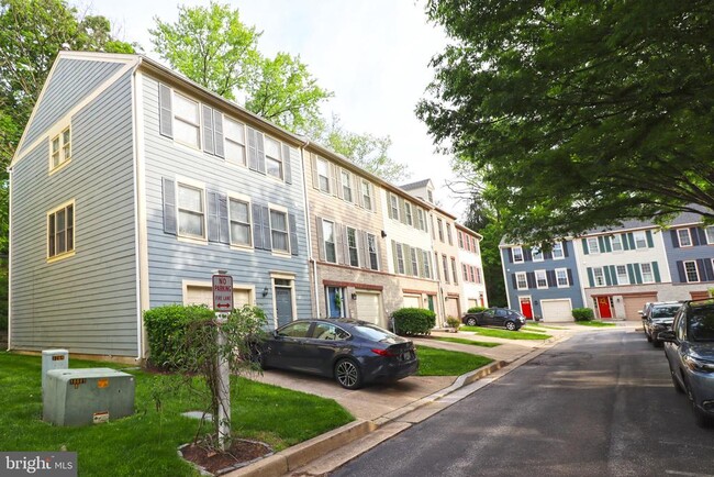 Building Photo - 3760 College Ave