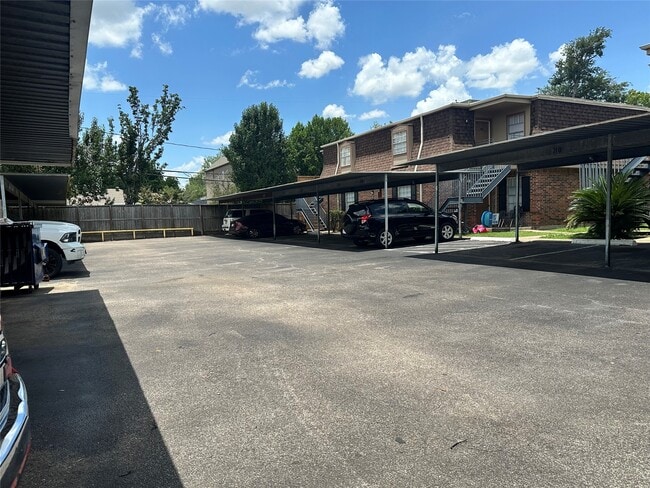 Building Photo - 1751 Moritz Dr