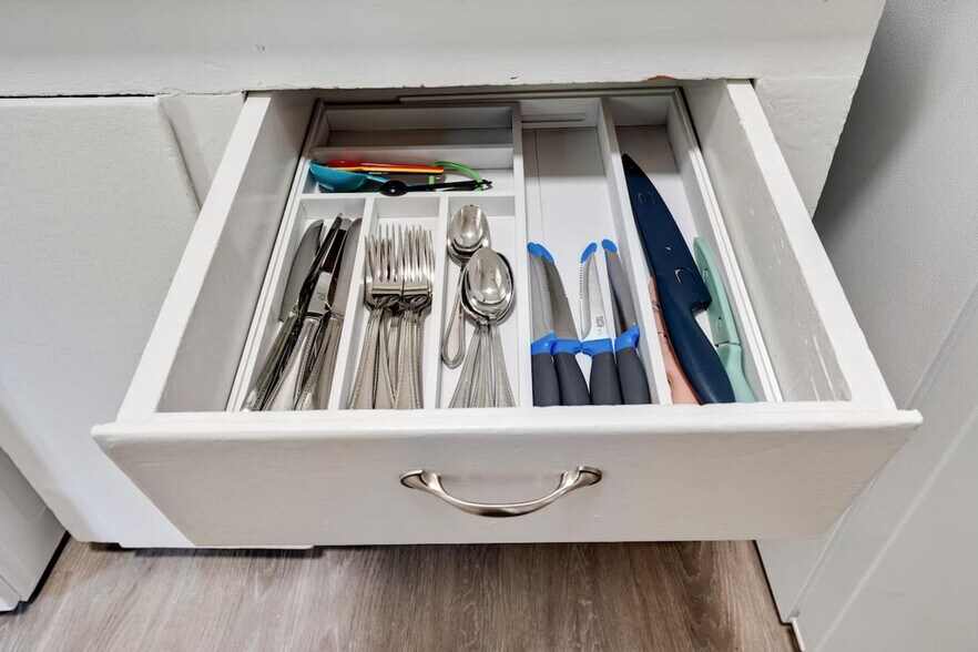 Building Photo - 1400 N Humboldt St