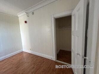 Building Photo - 62 Boylston St