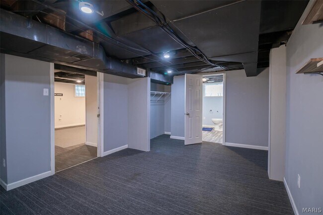 Building Photo - 330 Calvert Ave