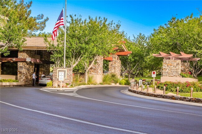 Building Photo - 29 Brandermill Dr