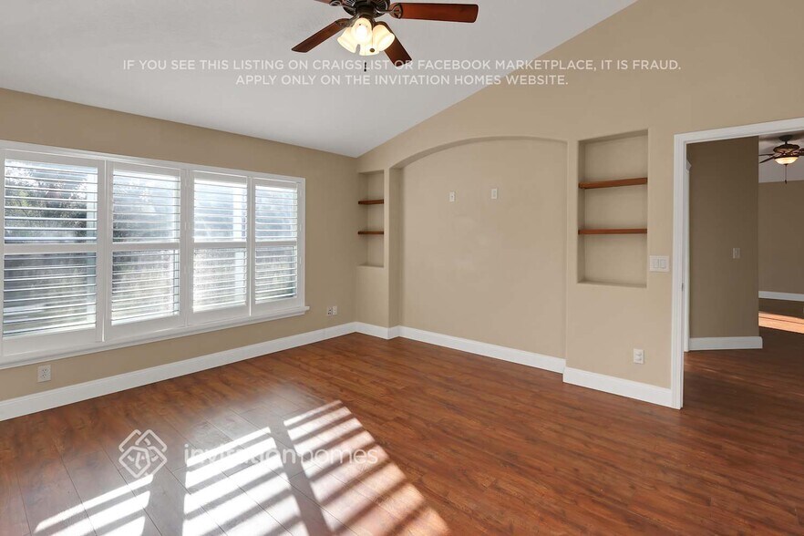 Building Photo - 6827 Guilford Bridge Dr