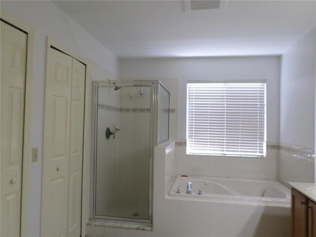 Building Photo - 19407 Sandy Springs Cir