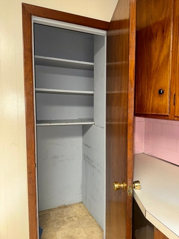 Building Photo - 148 Maxfield St