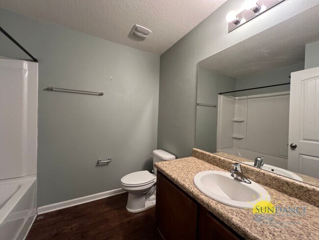 Building Photo - Exquisite 3 Bedroom Home in Partridge Hill...