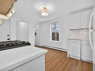 Building Photo - 471 Medford St