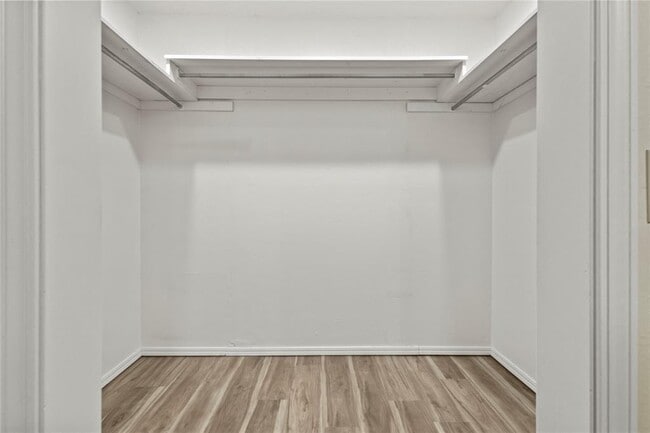 Building Photo - 1308 Lee St