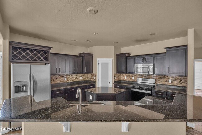 Building Photo - 7238 Canyon Wren Ave